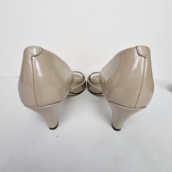 Bandolino Women's Pemberly D'Orsay Pump Nude Sz 9 Vanilla Girl Coquette Neutral - Picture 5 of 10